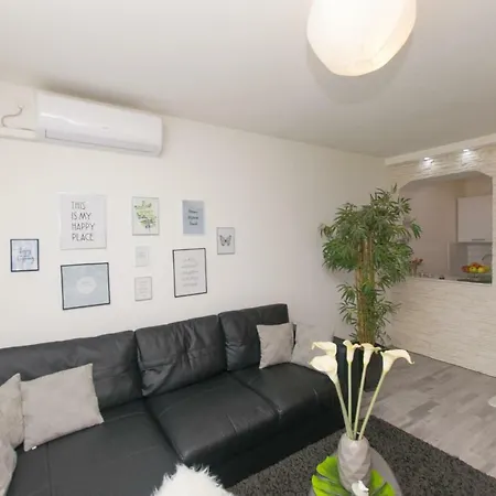 Dawidh Apartment Sibenik